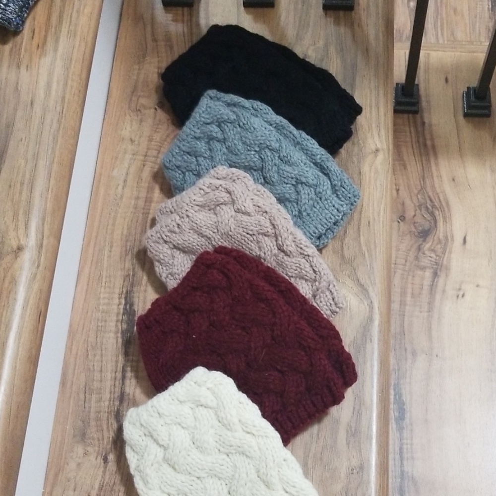 Black boot toppers
